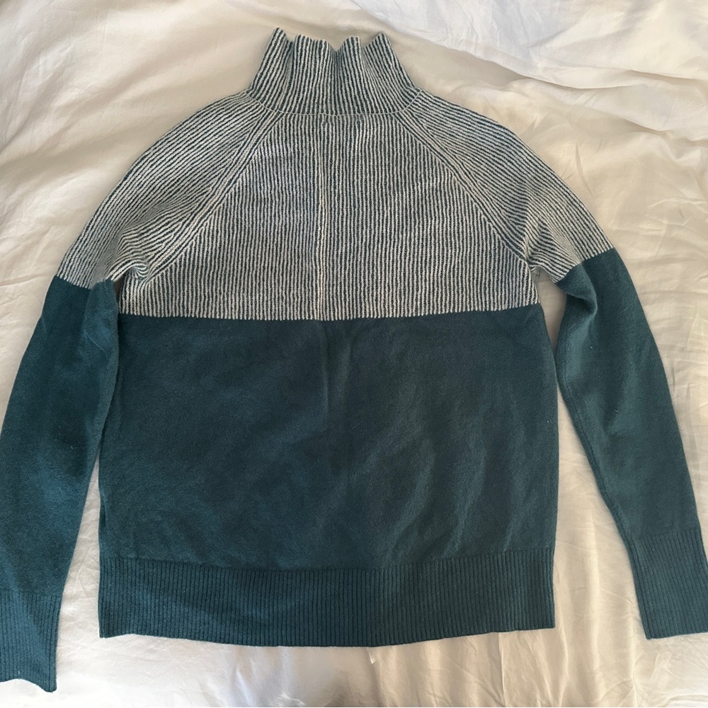 Summersalt cashmere wool teal turtleneck size s
